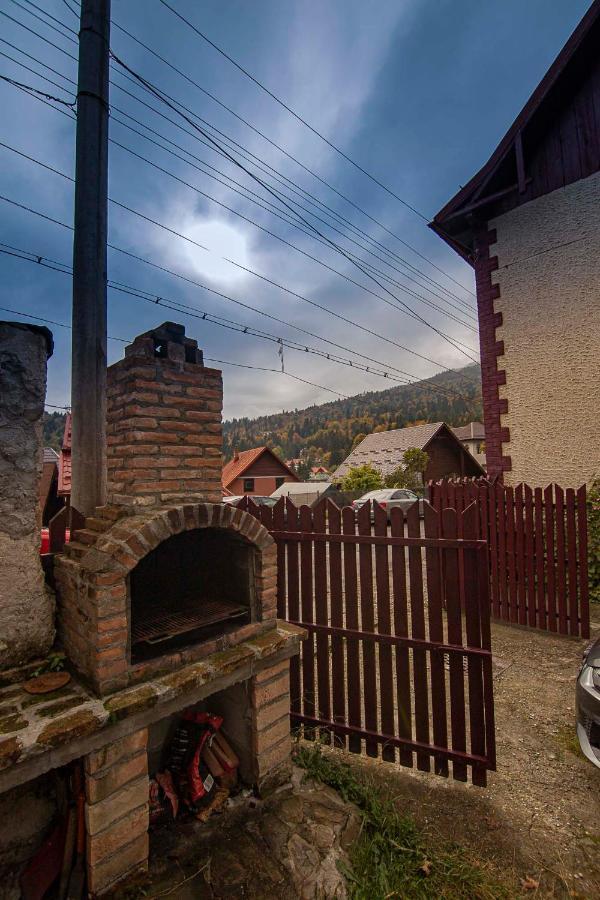 Casa Sara Apartamento Sinaia Exterior foto